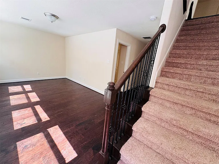 10009 Spring Shadows Park Cir — Photo 19