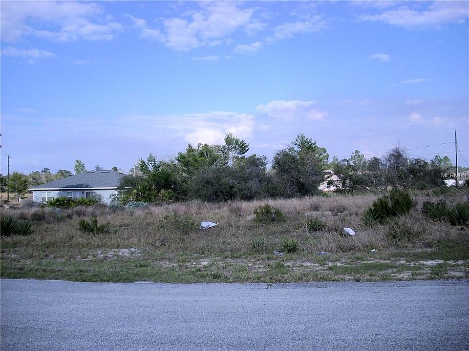 1st image of 121 Maple Dr