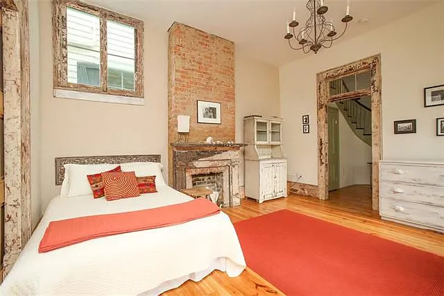 1217 Kerlerec St #B — Photo 6