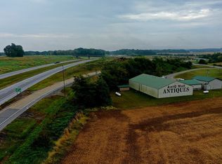 750 County Road 2550 N, Burnt Prairie, IL 62820