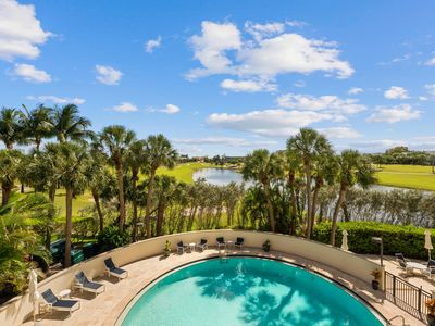 2427 Presidential Way #303, West Palm Beach, FL, 33401