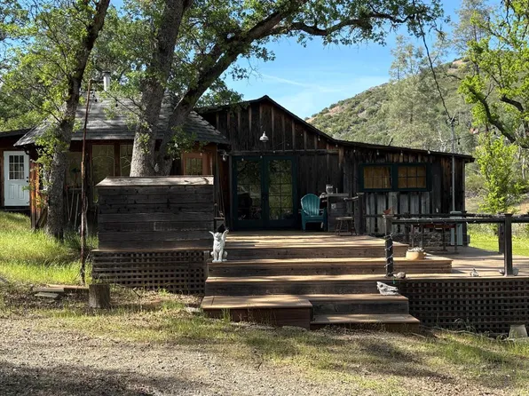 1060 Snell Valley Road, Pope Valley, CA 94567