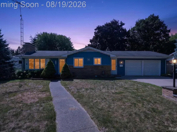 501 Dale St, Flushing, MI 48433