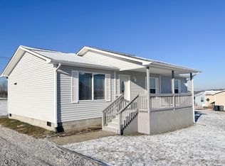 1026 Fly By Hazard Rd, Chavies, KY 41727