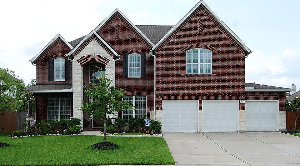 1st image of 2513 Hansford Timber Dr