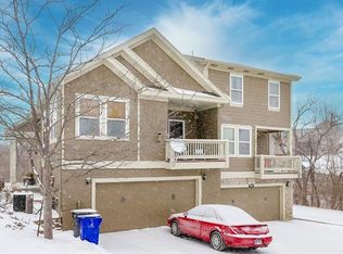 11151 S McCoy St, Olathe, KS 66061