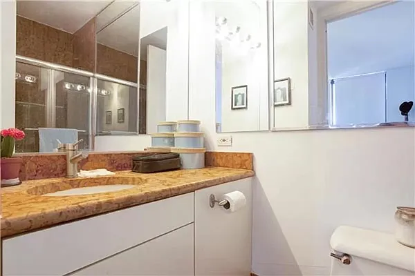 Rented by Corcoran | media 21