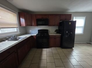 33 Weybosset St #1, New Haven, CT 06513