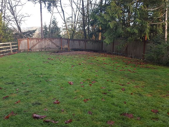 5th image of 7810 NE 156th St