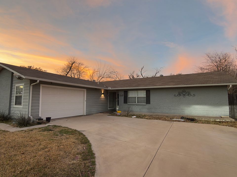 1st image of 13825 Rolling Hills Ln