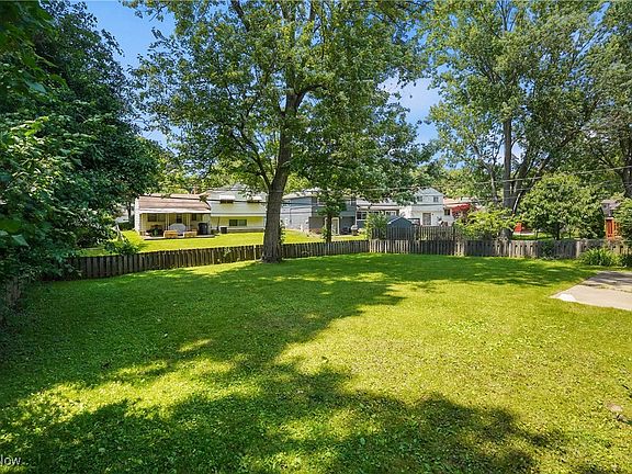 4th image of 6572 Edgemoor Ave