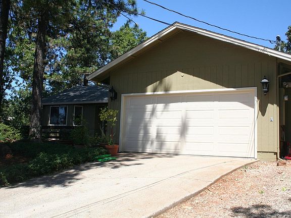 2nd image of 16728 Lena Ct