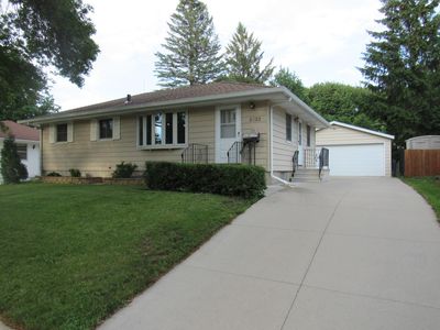 2322 13th Ave NW, Rochester, MN, 55901
