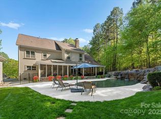 227 Wildwood Cove Dr, Mooresville, NC 28117