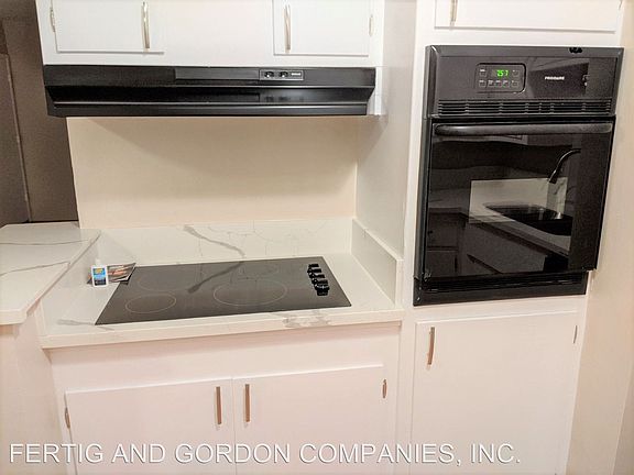 4th image of 943 Fairview Ave APT B