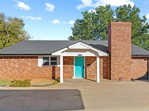 804 E 2nd St, Cordell, OK 73632