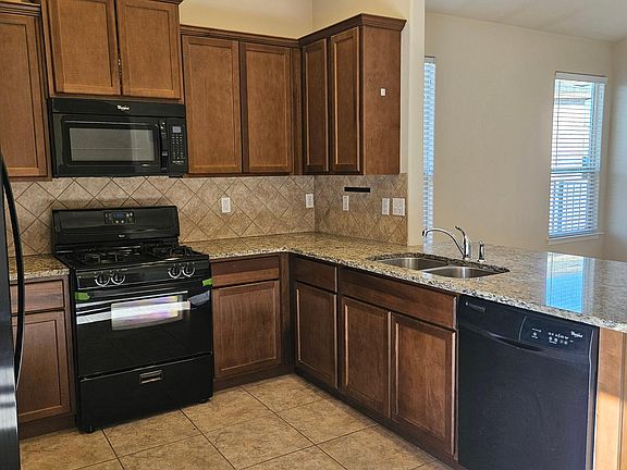 5th image of 4655 Big Springs St