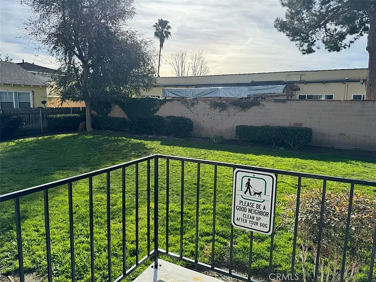 345 Avocado St #A4 — Photo 24