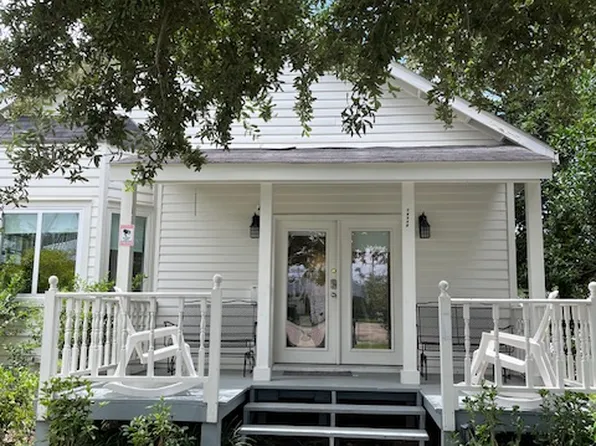 7634 Burthe St APT A, New Orleans, LA 70118