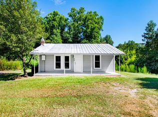 868 Black Creek Rd, Four Oaks, NC 27524