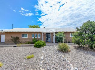 25 Lost Horizon Cir NW, Albuquerque, NM 87121