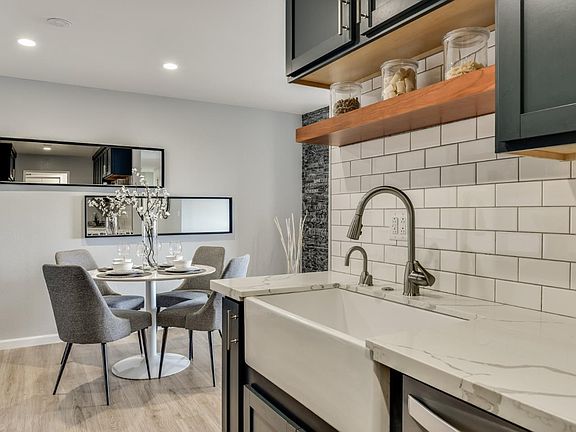 4th image of 1031 Cherry Ave APT 61