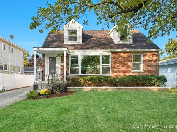 1106 S Summit Ave, Villa Park, IL 60181