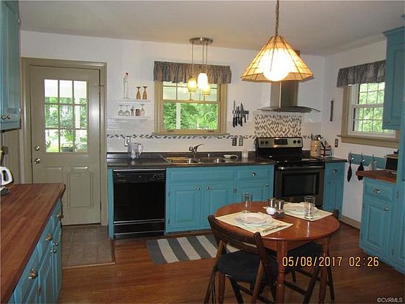 4th image of 3460 Horseshoe Dr