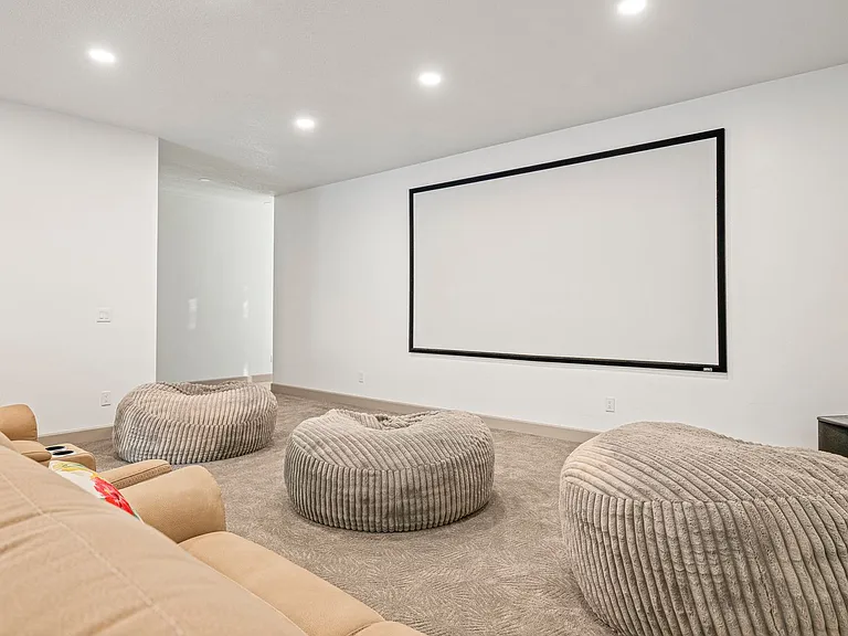 604 Anapuni Loop — Photo 35