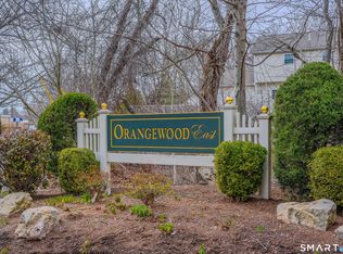 Orangewood East Condo (#1-10), Derby, CT 06418