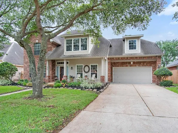 6046 Whispering Lakes Dr, Katy, TX 77493