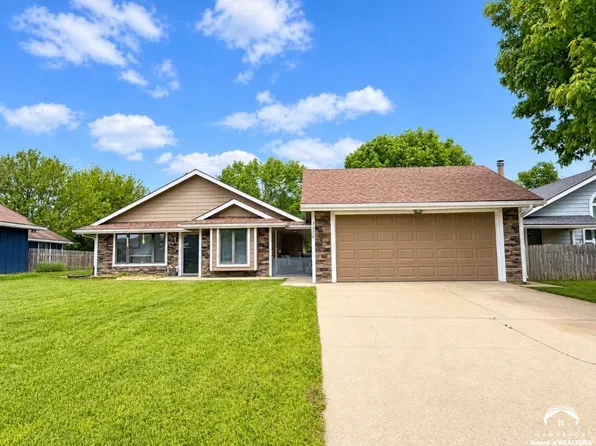 3620 W 24th St, Lawrence, KS 66047
