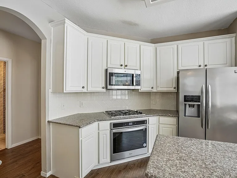 15415 Truslow Point Ln — Photo 11