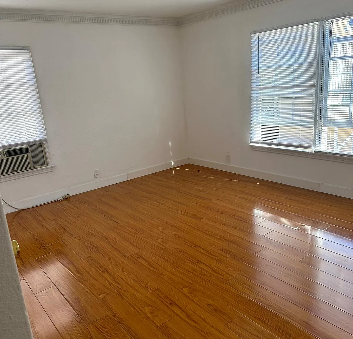 Studio, 400 sqft, $1,795 — Photo 4