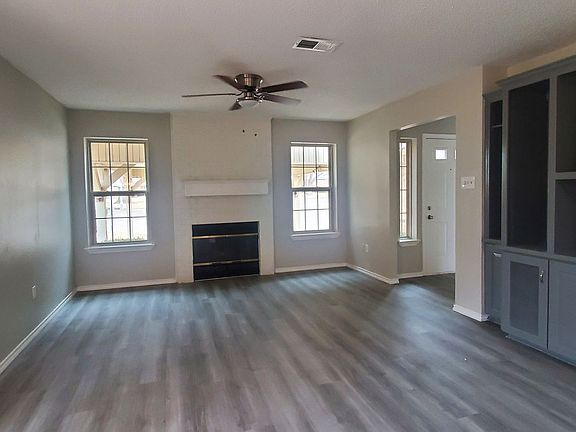 3rd image of 2885 Inniswood Cir