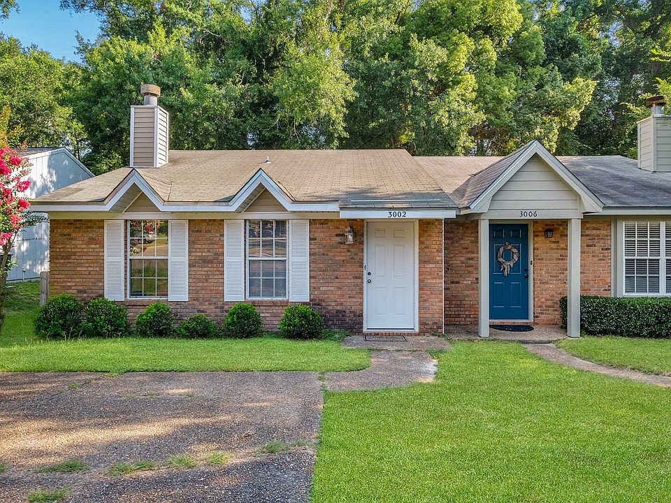 1st image of 3002 Richview Park Cir N