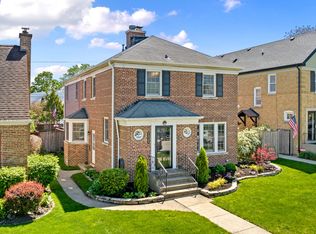 7317 W Greenleaf Ave, Chicago, IL