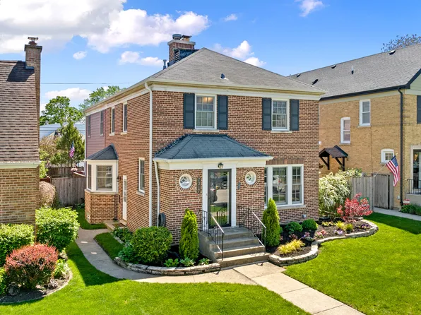 7317 W Greenleaf Ave, Chicago, IL 60631