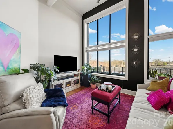 589 Catawba St E #22, Belmont, NC 28012