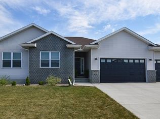 1828 Waxwing Way, Waterloo, IA 50701