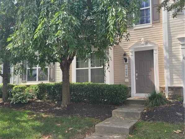 1496 Artisan Ct, Breinigsville, PA 18031