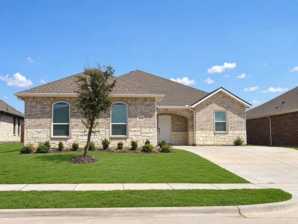 310 Creighton Ave