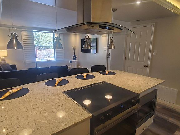 2nd image of 1150 Deer Valley Dr #1062