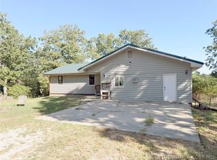 5851 Chapel Bluff Rd, Macks Creek, MO 65786