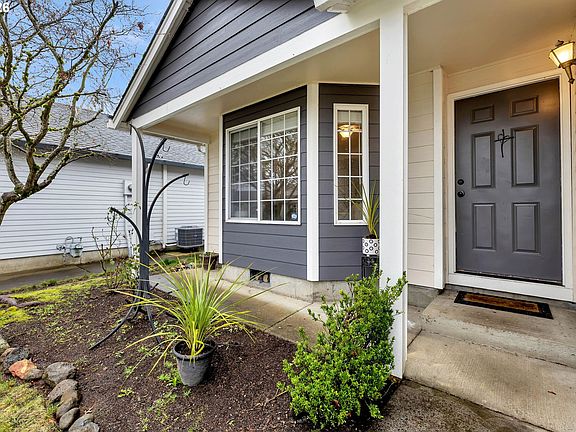 2nd image of 17614 SE 24th Cir