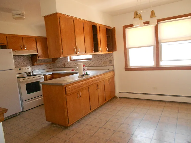 1919 S Harlem Ave #1 — Photo 4