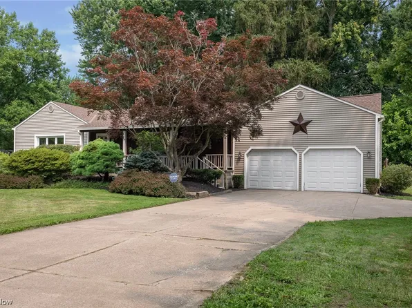 2743 Hale Rd, Painesville, OH 44077