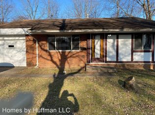 2200 Red Bud Cir, Evansville, IN 47714