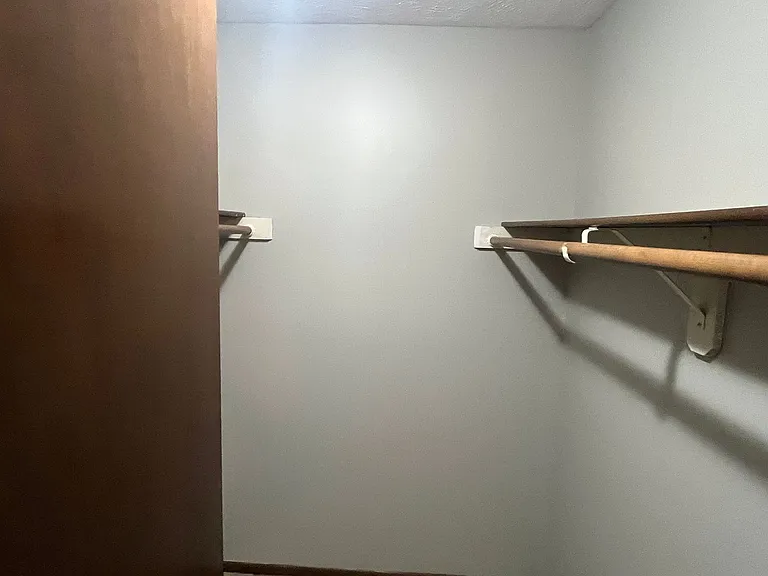 3027 W Capital Ave #33 — Photo 3