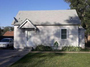 1210 N 10th St, Garden City, KS 67846